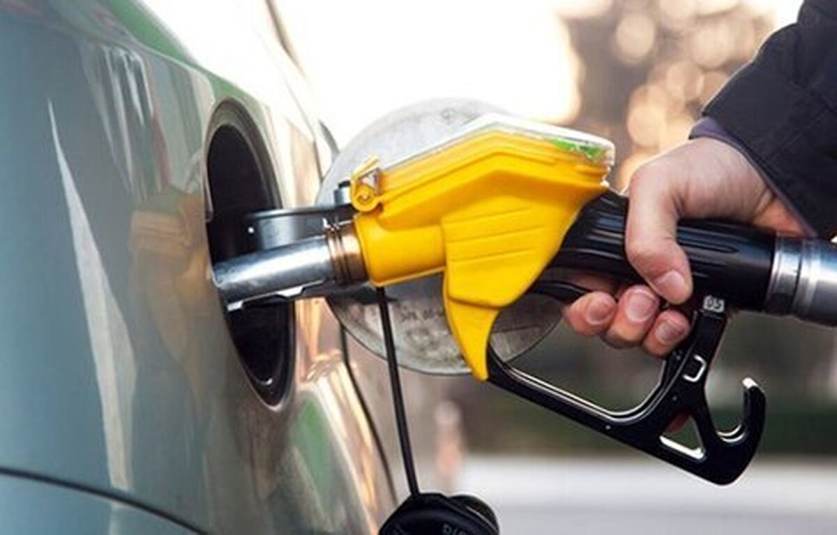 یک لیتر بنزین در دیگر کشورها چقدر آب می‌خورد؟