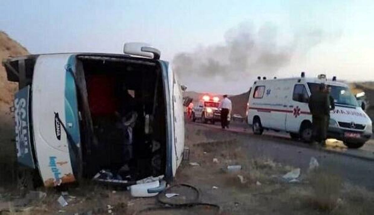 اتوبوس در اردبیل واژگون شد ؛ حادثه‌ای که ۳ کشته داد !