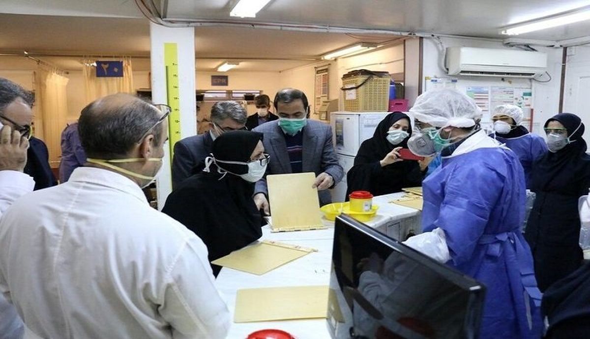 بنر بیمارستانی در بوشهر درباره ممانعت از ورود افراد بی‌حجاب و هنجارشکن