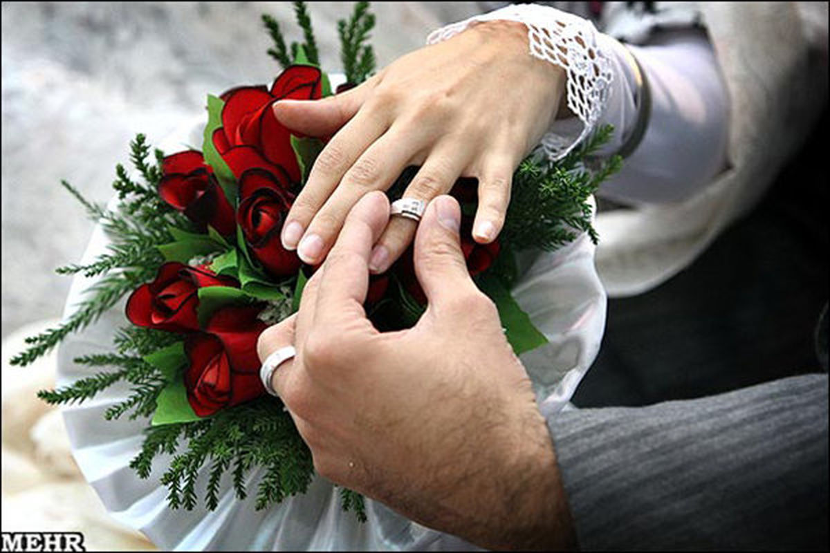 آگهی عجیب ازدواج در خیابان‌های تهران!  جهت ازدواج با یک دوشیزه یا خانم زیبا نیازمندم + عکس