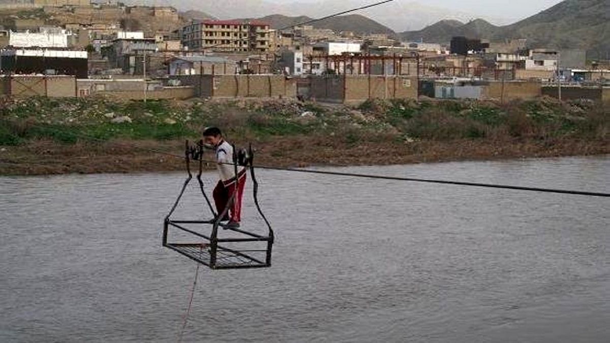 ماجرای سقوط گَرگر در رودخانه «زز» چه بود ؟