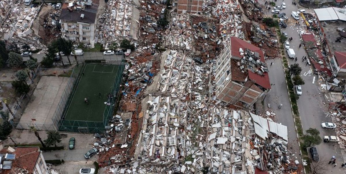 ببینید | ثبت لحظه هولناک وقوع زلزله در ترکیه توسط دوربین مداربسته