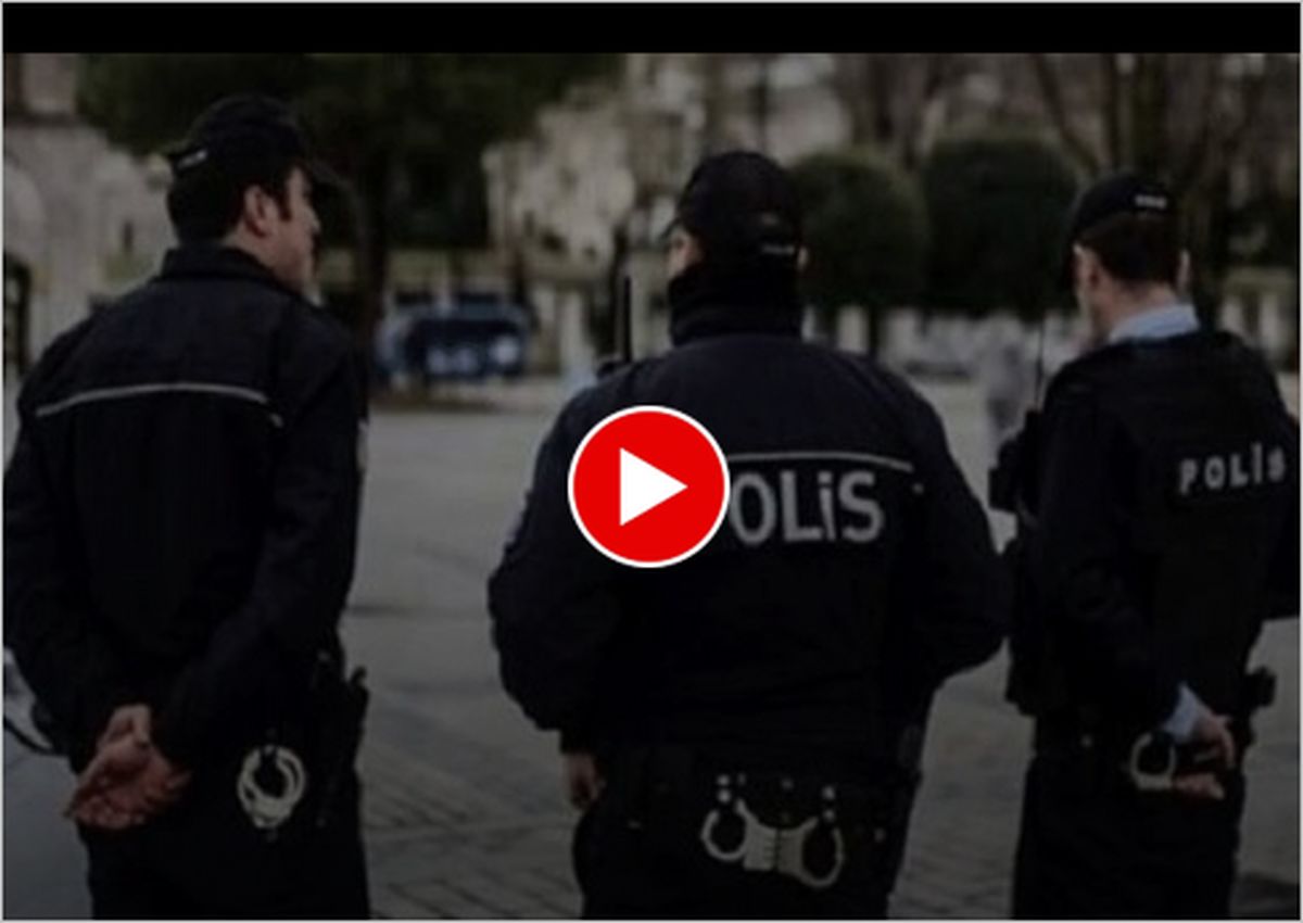 ببینید | کتک زدن غارتگران اموال زلزله‌زده‌های ترکیه توسط پلیس !