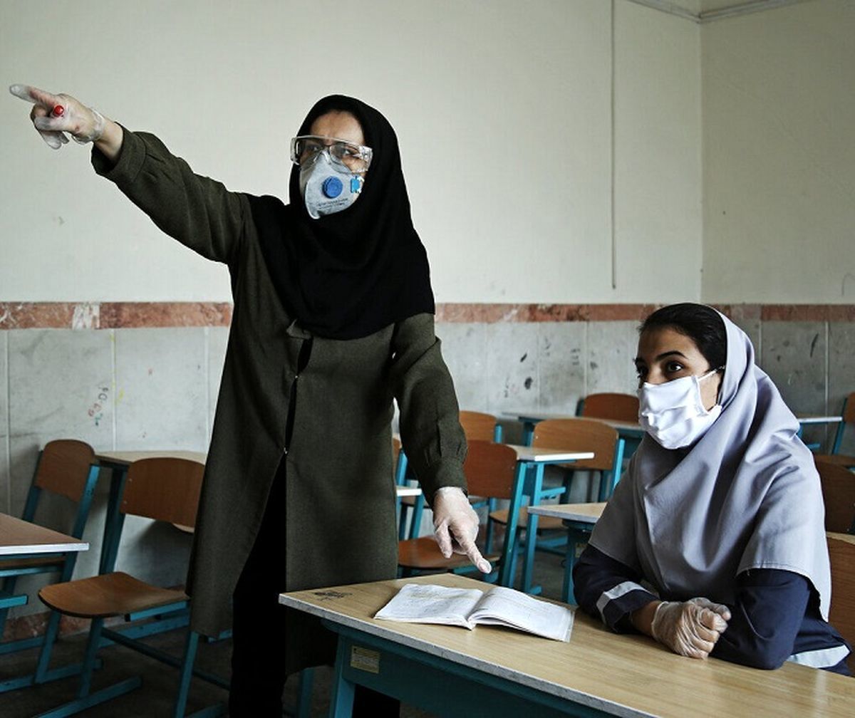 مقایسه میانگین حقوق معلمان در ایران و اروپا