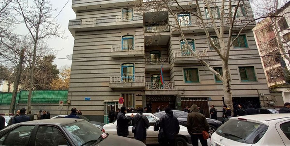 این اقدام شبانه همه را شوکه کرد!   سفارت آذربایجان در سکوت تخلیه شد + فیلم