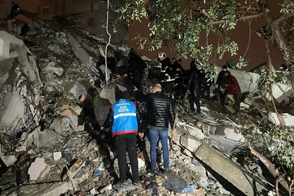 ویدیو | لحظه هولناک وقوع زلزله 6 ریشتری در ترکیه | فرار........