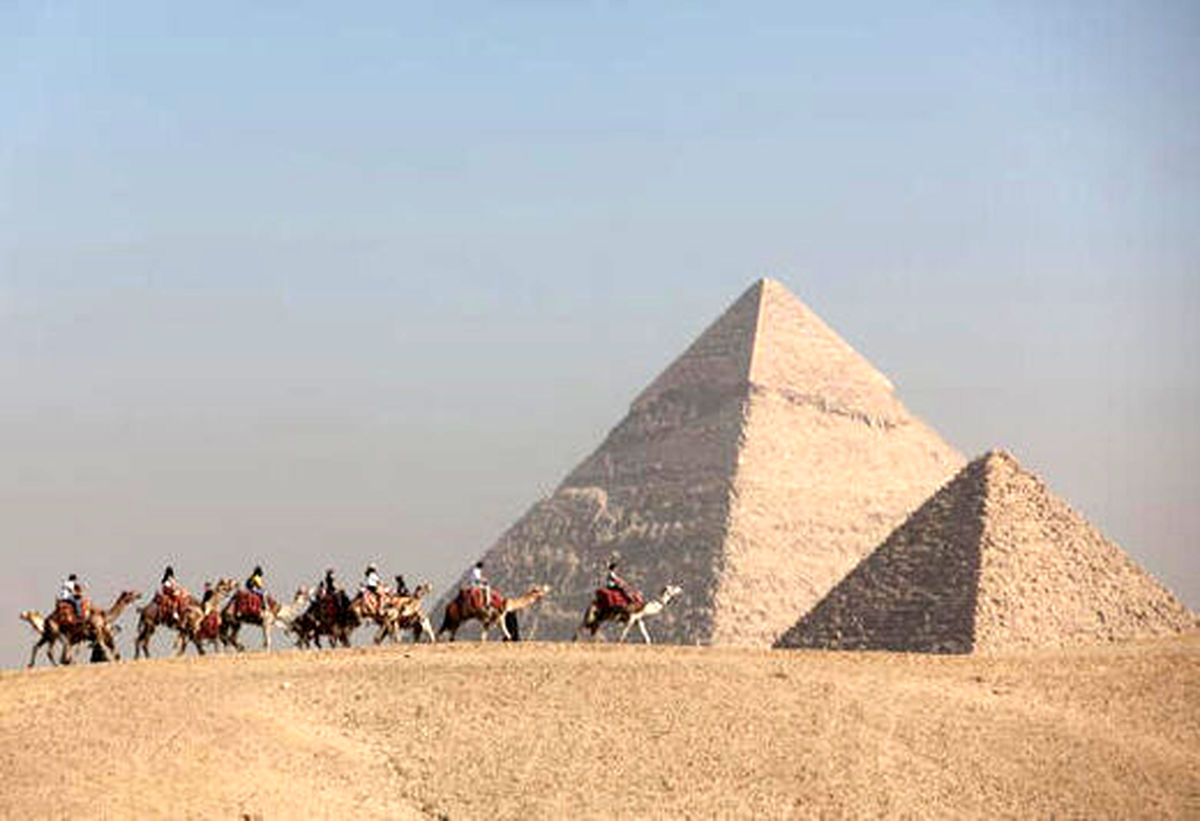 ماجرای دالان مخفی در ورودی اصلی هرم بزرگ مصر چه بود ؟