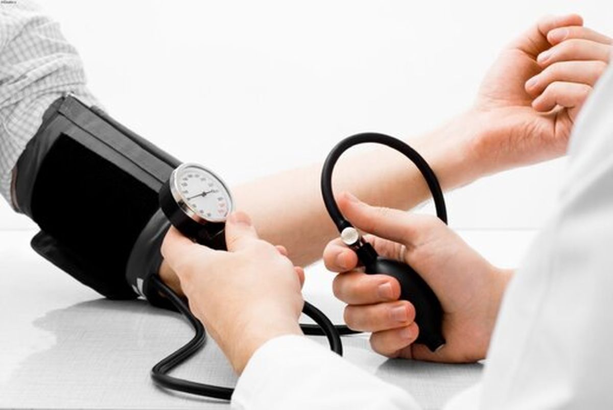 چه افرادی به بیماری فشار خون بالای پنهان دچار می‌شوند ؟