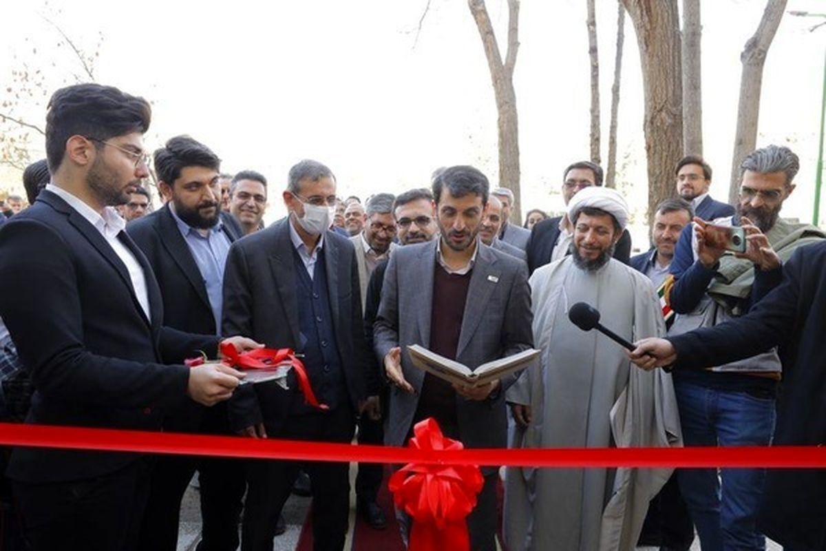 تشنج در مراسم کلنگ‌زنی | یک نفر فوت کرد یک نفر هم راهی بیمارستان شد