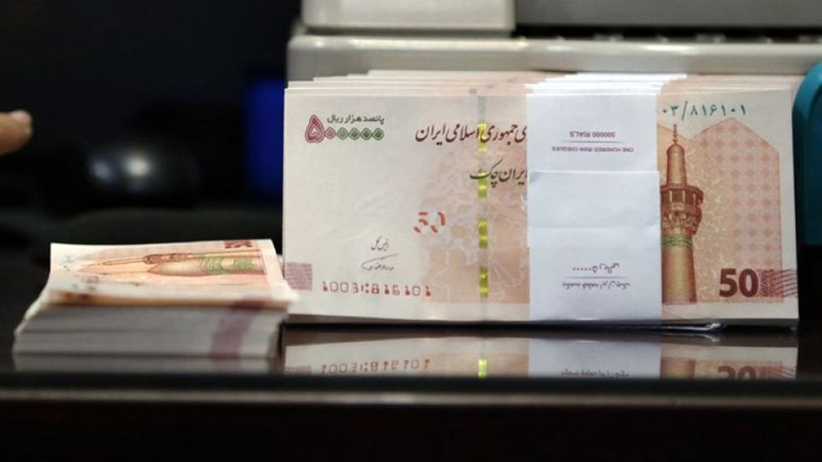 وام ۲۰۰ میلیون تومانی بانک مهر ایران با چه شرایطی پرداخت می‌شود ؟