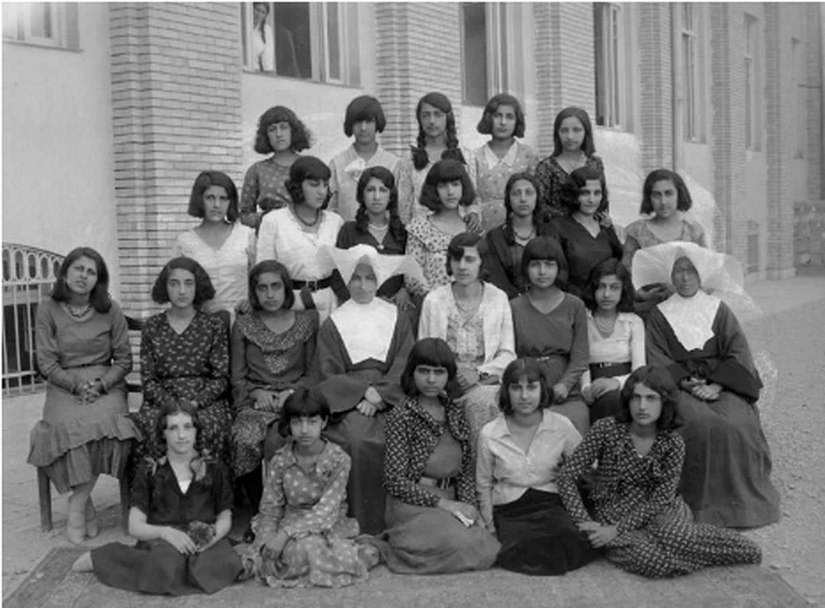 پایه‌گذار نخستین مدرسه‌ی دخترانه در ایران  چه کسی است؟ + عکس