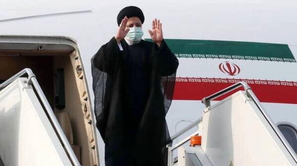 رئیسی تهران را به مقصد مسقط ترک کرد