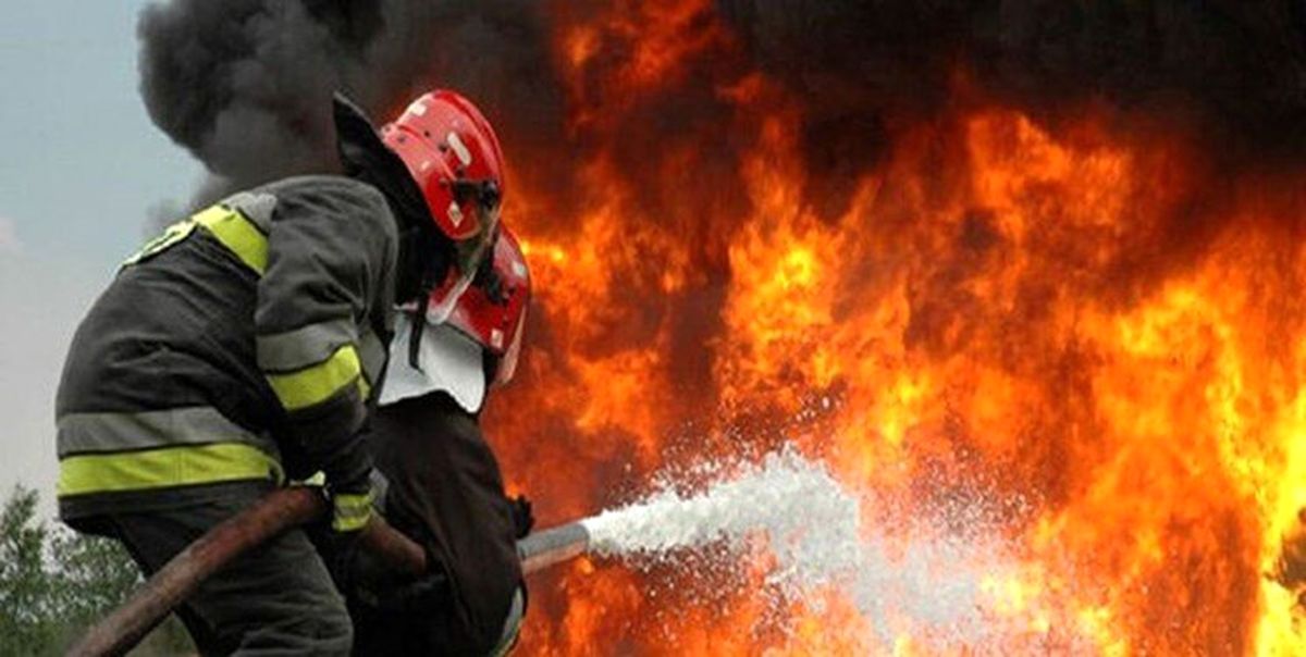 نجات ۲۰ مصدوم در حادثه آتش سوزی ساختمان مسکونی در اهواز