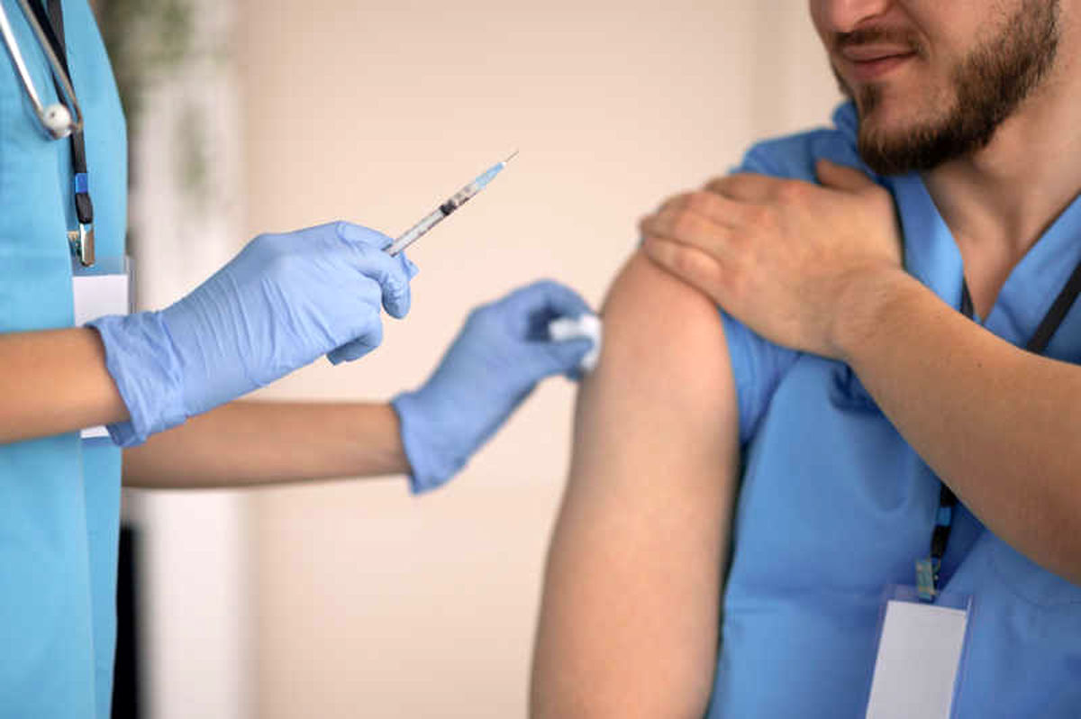 برای دوز یادآور واکسن کرونا چه واکسنی تزریق کنیم؟