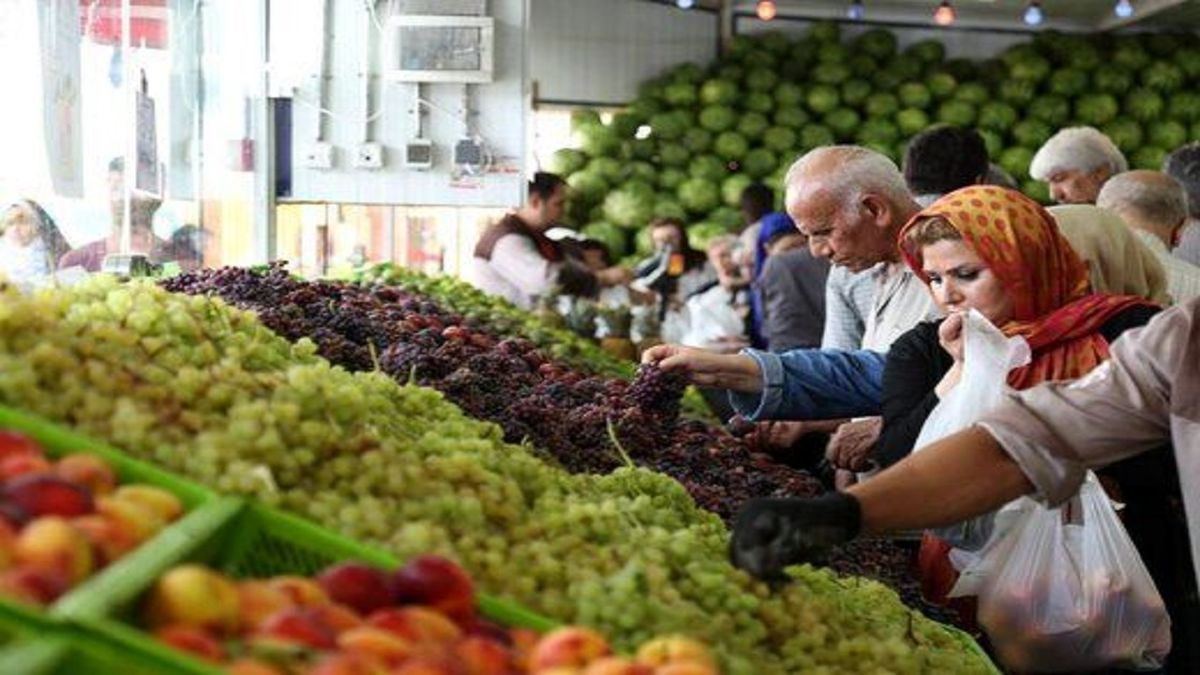 ۱۰۰ بازار میوه و تره بار تا پایان شهریور احداث می‌شود