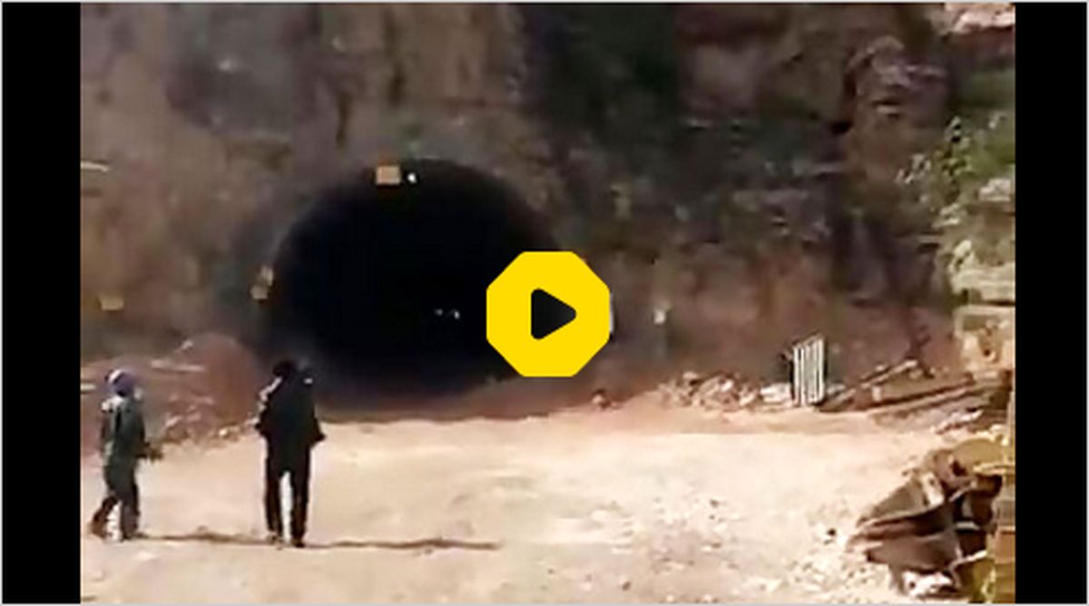 ببینید: فرو ریختن تونلی در دهدشت؛ احتمال گیر کردن کارگران زیر آوار