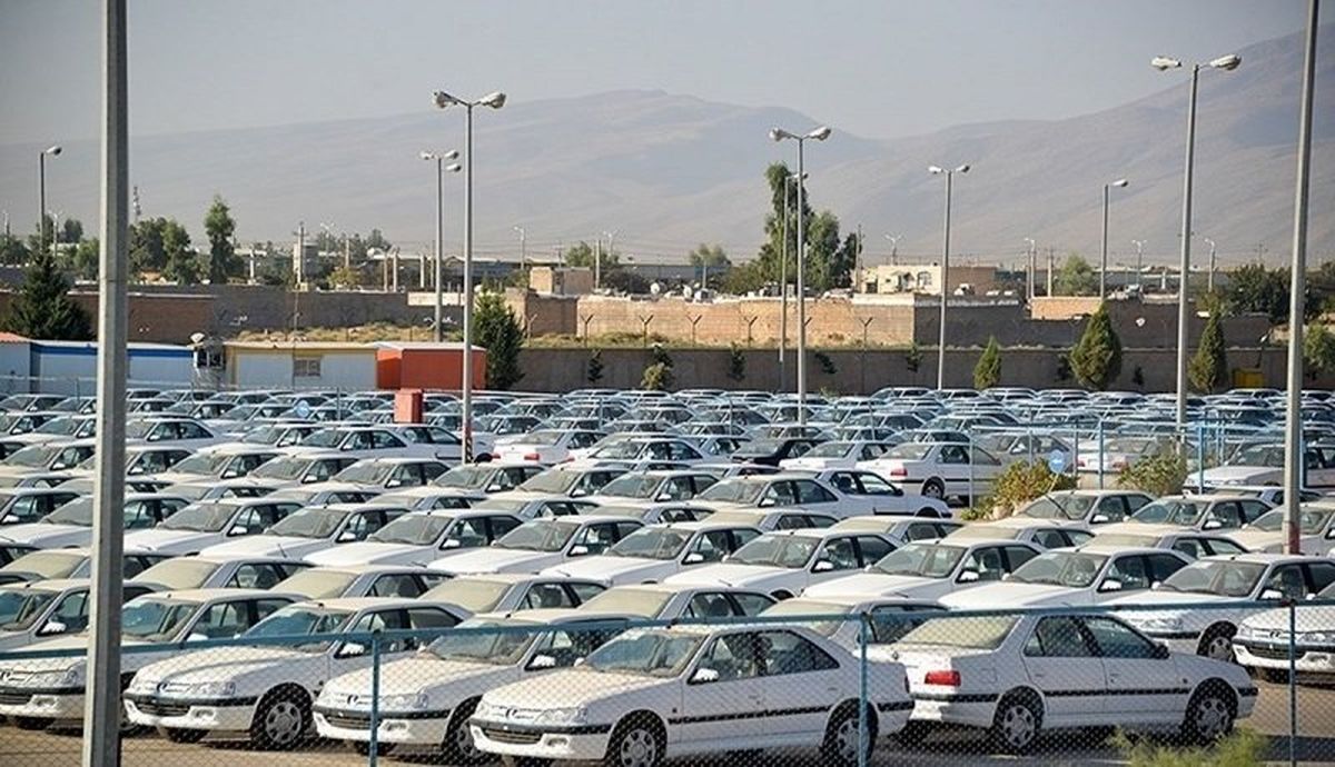 قیمت انواع خودروهای روز و پرطرفدار بازار /۲۰۶ به ۳۶۰ میلیون تومان رسید