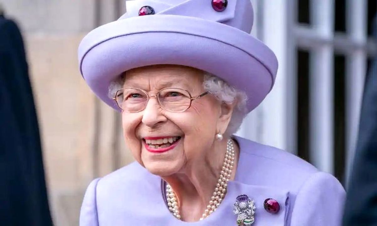 ملکه انگلیس با چند میلیارد پوند به خانه ابدی می‌رود؟/خاکسپاری لاکچری در ۹۶ سالگی!