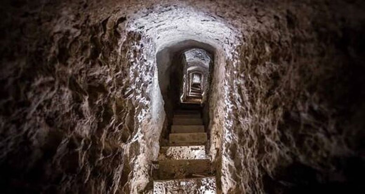 کشف تونل‌های قدیمی ۱۸۰۰ ساله در نزدیکی اسفراین+عکس