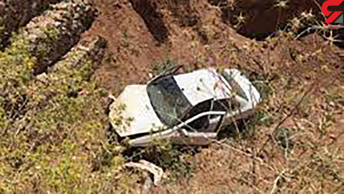 سقوط خودروی سمند به دره در انتهای بزرگراه خرازی دو کشته داد