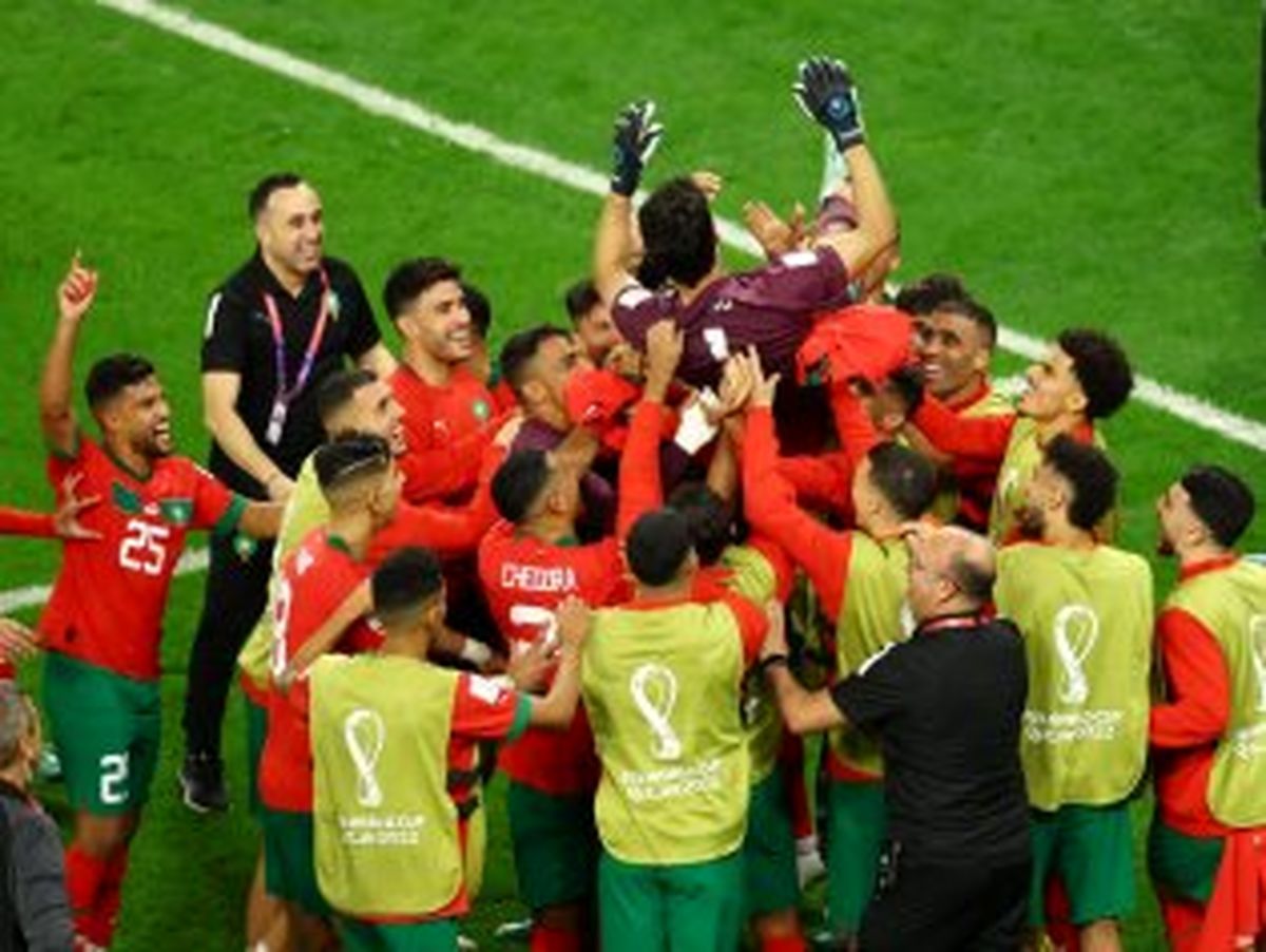ببینید | شادی مراکشی‌ها بعد از پیروزی بر اسپانیا در کازابلانکا