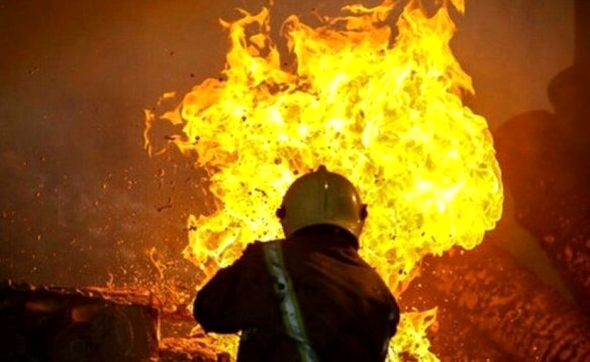 آتش‌سوزی مهیب در یک خانه ویلایی در شیراز