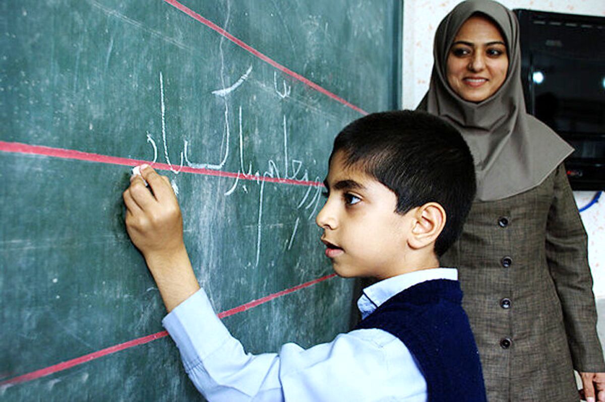 فوری | عدم پرداخت معوقات رتبه‌بندی معلمان تکذیب شد