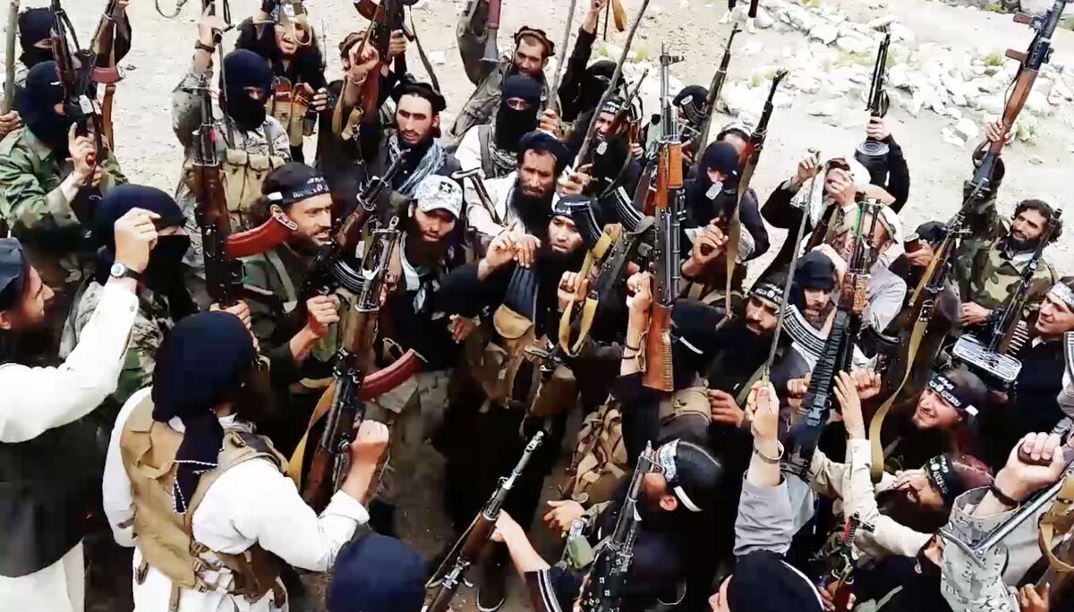 عکس | اولین تصویر از چهره ۲ داعشی انتحاری در کرمان