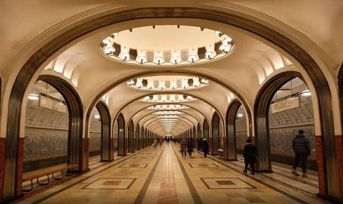 ویدیو | متروی مسکو تبدیل به یخچال شده است!