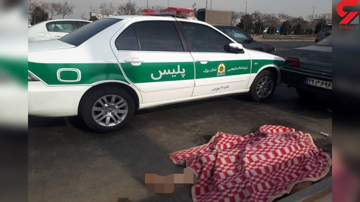 عکس | کشف جسد مرد تهرانی در اتوبان ساوه | او را با ضربات چاقو به قتل رسانده بودند