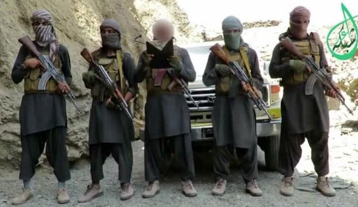 ویدیو | مقر تروریست‌های جیش العدل در پاکستان از دید پهپاد سپاه