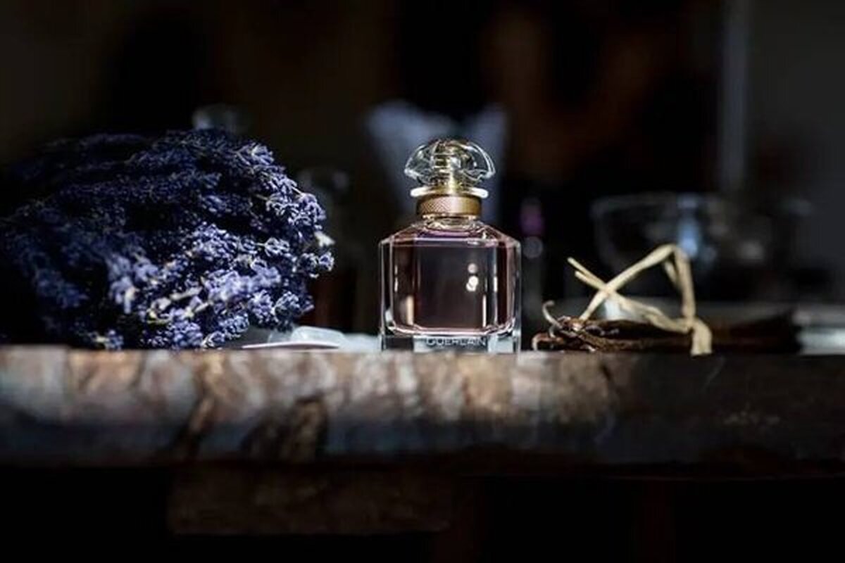 نکاتی که در خرید عطر و ادکلن باید به آن توجه کرد