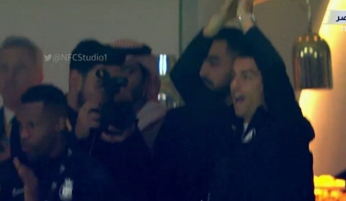 عکس | شادی رونالدو در شب گلباران مسی و تیمش