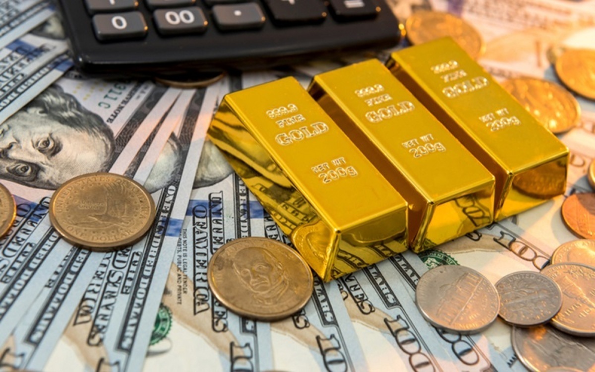 قیمت طلا، سکه و دلار در بازار امروز ۱۳ بهمن ۱۴۰۲ | قیمت‌ها نزولی شد + جدول قیمت