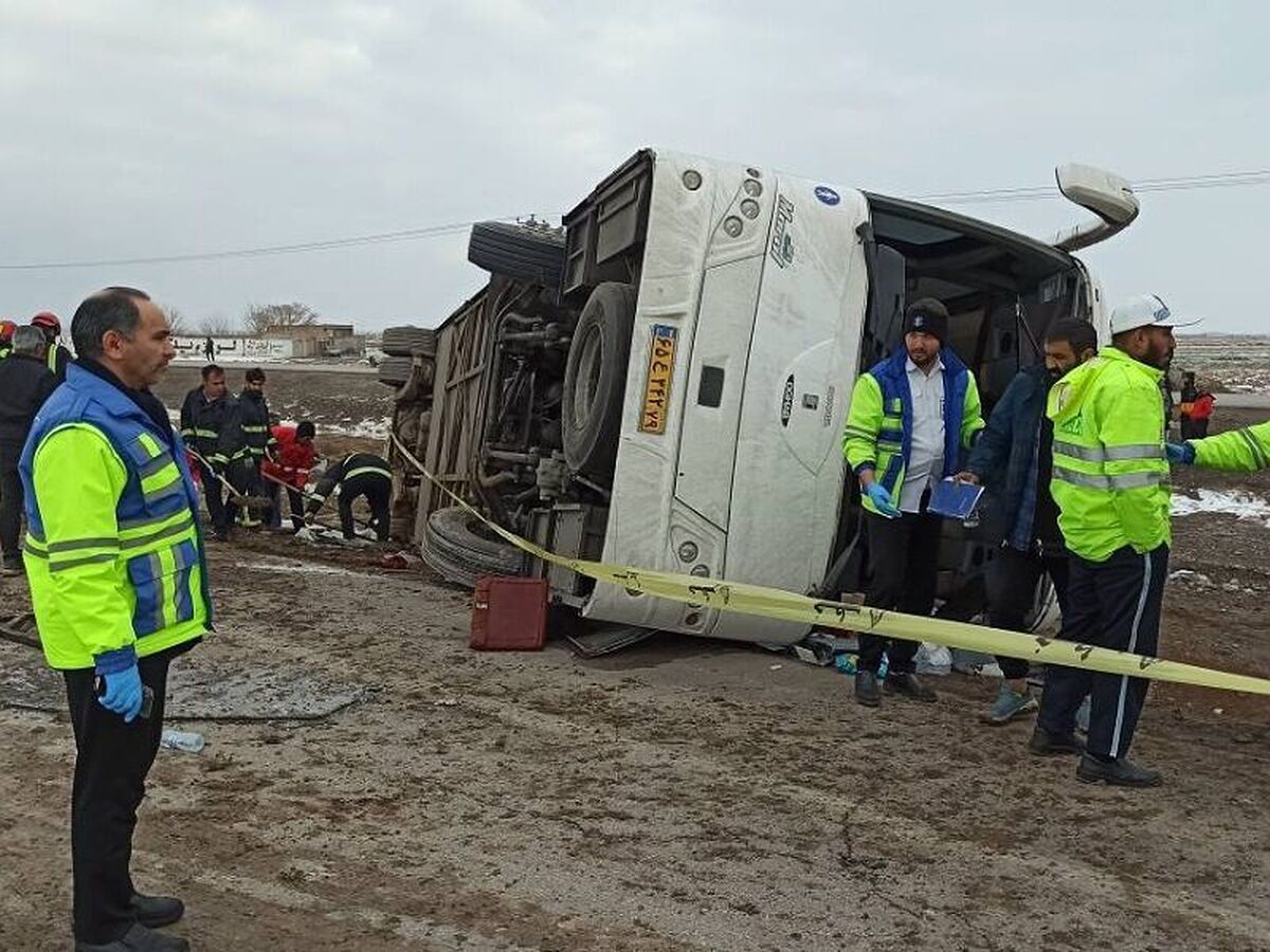واژگونی اتوبوس مشهدـ‌قزوین | 6 نفر کشته شدند
