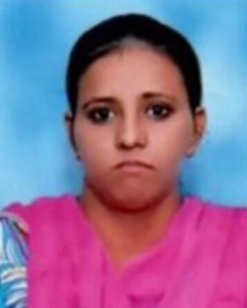 عکس | زاین مرد لباس زنانه پوشید تا به جای دوست دخترش امتحان بدهد عکس | زاین مرد لباس زنانه پوشید تا به جای دوست دخترش امتحان بدهد