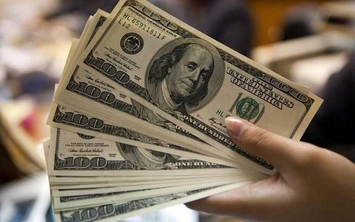 قیمت دلار و ارز در بازار امروز ۱۷ بهمن ۱۴۰۲ | دلار مبادله‌ای چقدر قیمت خورد ؟ + جدول قیمت