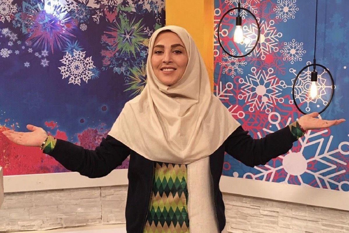 ویدیو | طعنه ژیلا صادقی به حقوق کارمندان دولت روی آنتن زنده