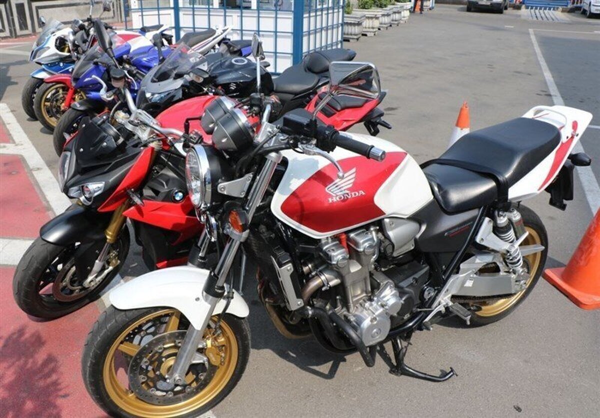 کشف ۲ موتورسیکلت میلیاردی قاچاق در شمال تهران