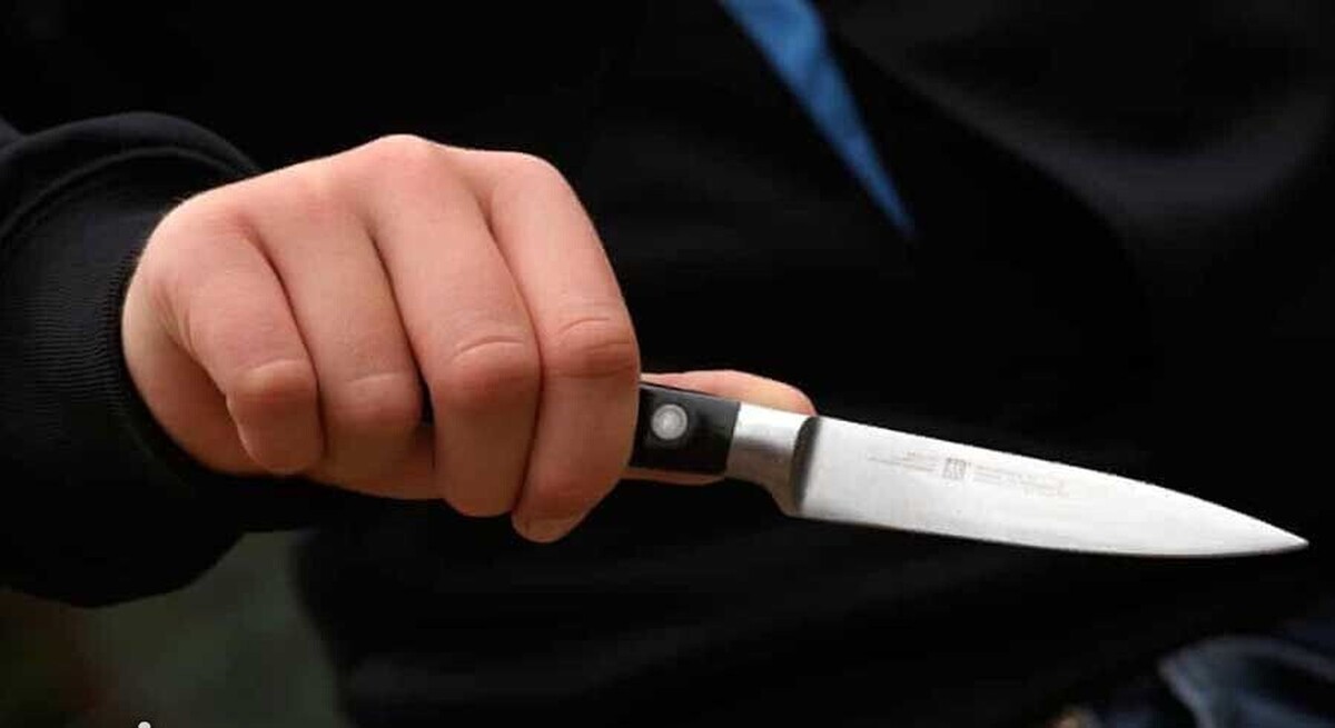 قتل پدر با چاقو به‌خاطر هزینه‌های درمان مادر