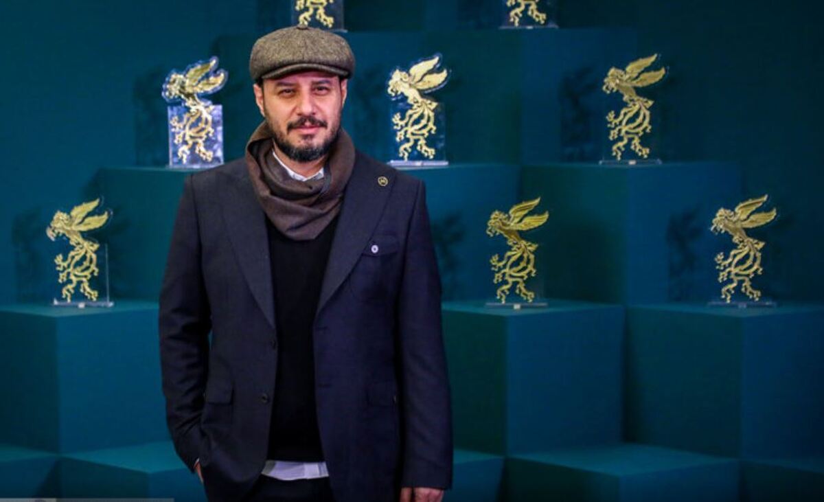 ویدیو | صحبت‌های غم‌انگیز جواد عزتی پس از برد سیمرغ بهترین کارگردان