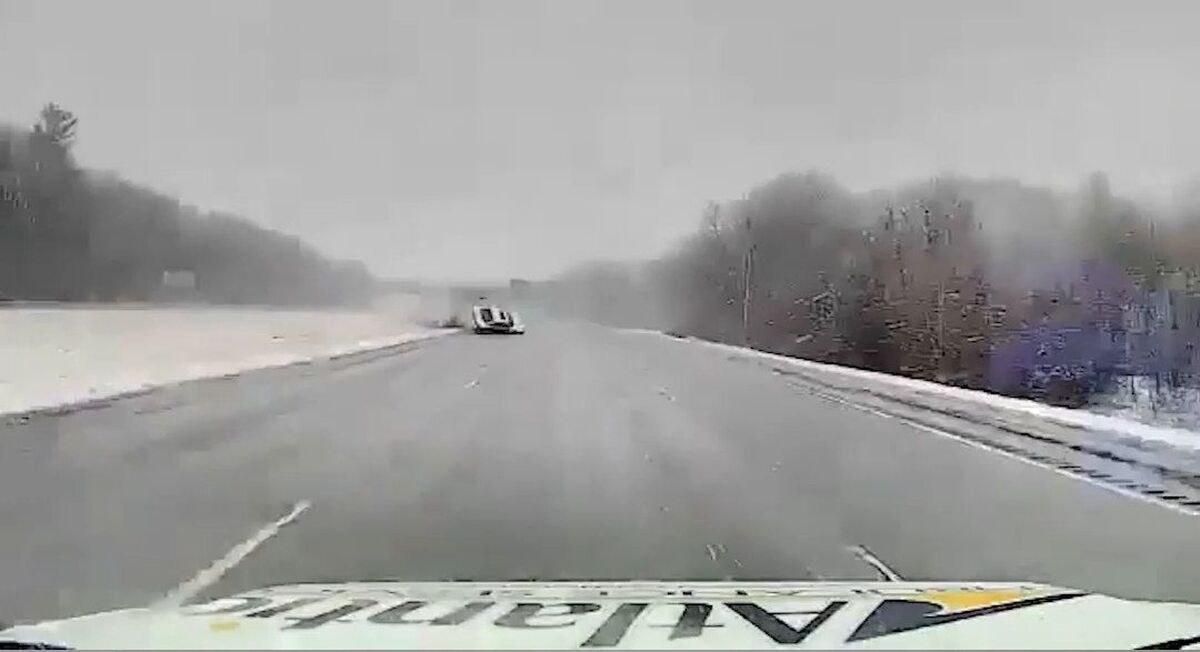 ویدیو | واکنش سریع راننده در یک حادثه جاده ای