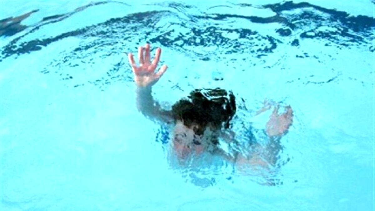 شناگر حرفه‌ای به دلیل تشنج در زیر آب جان باخت