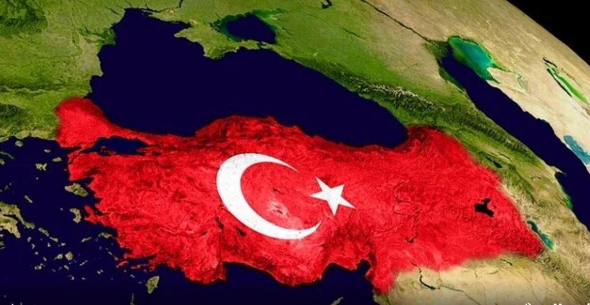 ویدیو | ادعای جنجالی مجری ترکیه درباره نقشه کشور ترکیه در سال ۲۰۲۵؛ اضافه شدن خاک چند کشور به ترکیه!