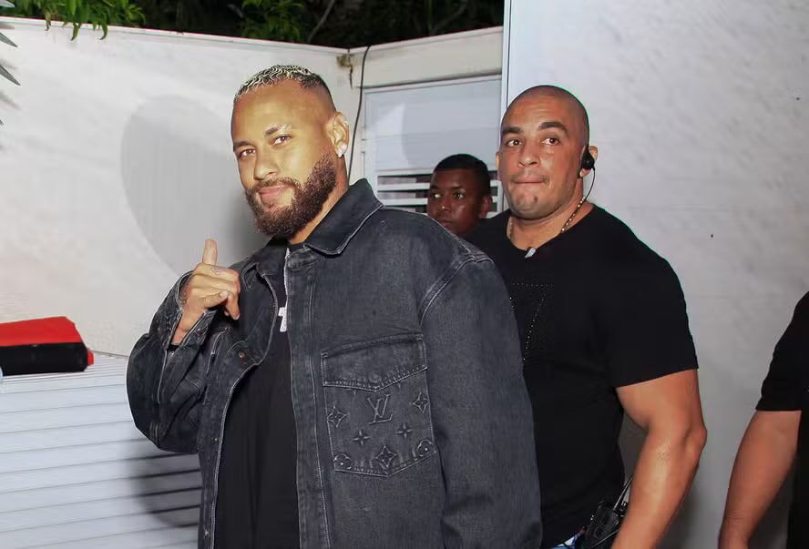 ویدیو | تصویر جدید نیمار وایرال شد و همه را شوکه کرد | این تغییرات باورنکردنی است! ویدیو | تصویر جدید نیمار وایرال شد و همه را شوکه کرد | این تغییرات باورنکردنی است!