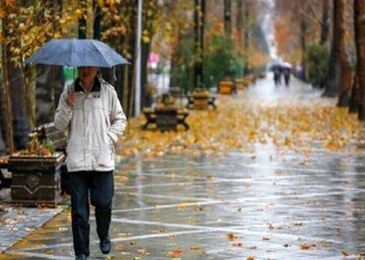 تهرانی‌ها فردا منتظر بارش باران باشند