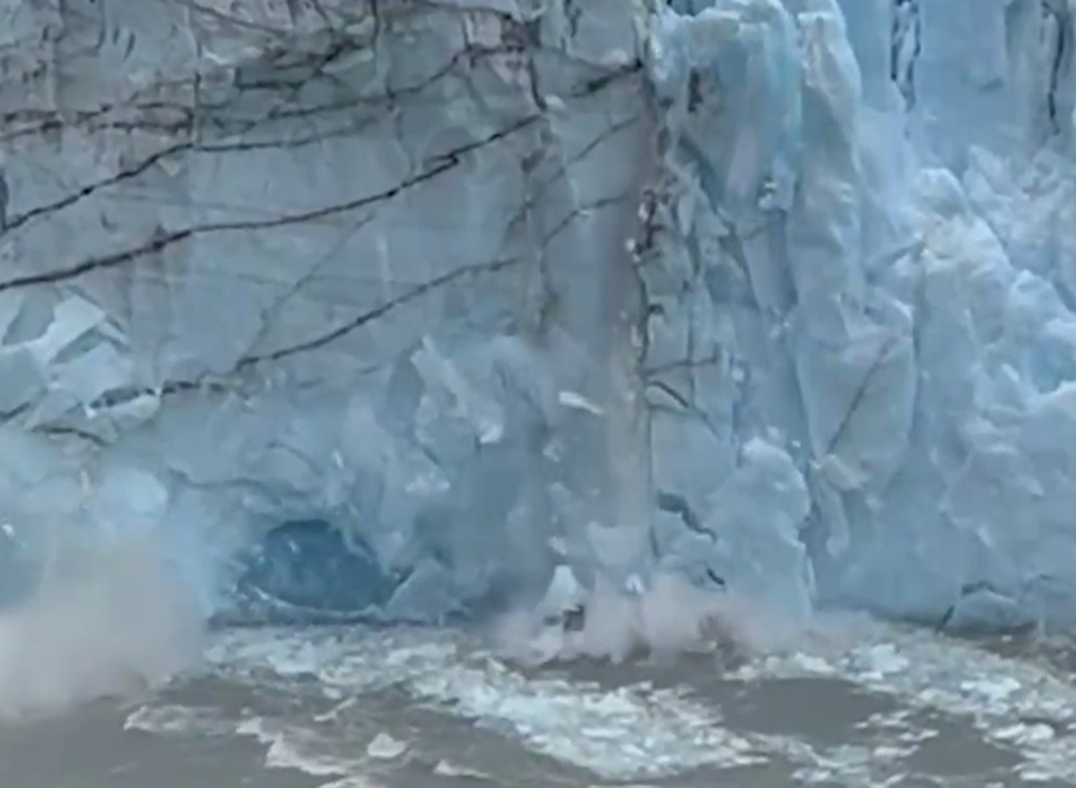 ویدیو | تصاویر وحشتناک از ریزش کوه یخی در آرژانتین