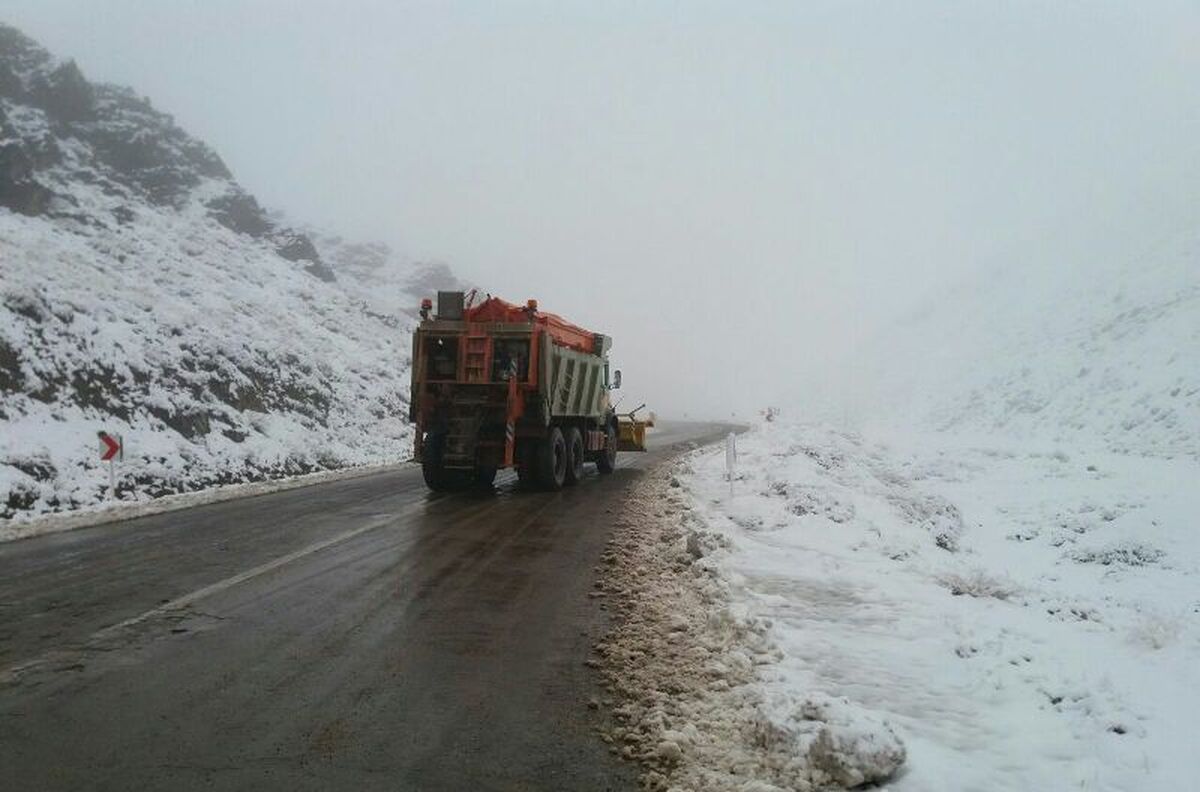 آخرین وضعیت جاده‌های برفگیر در استان خراسان جنوبی