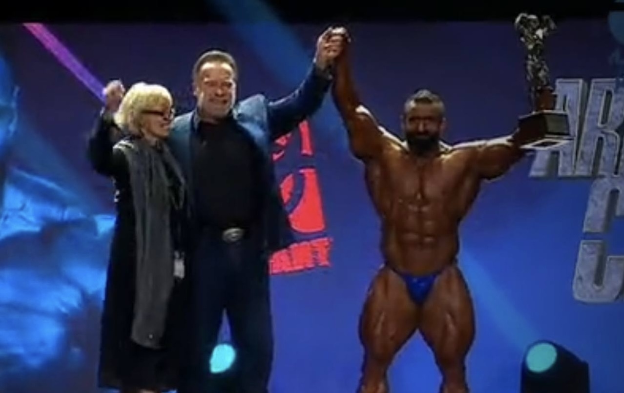 عکس | هادی چوپان قهرمان شد و ۳۰۰ هزار دلار آرنولد را به جیب زد !