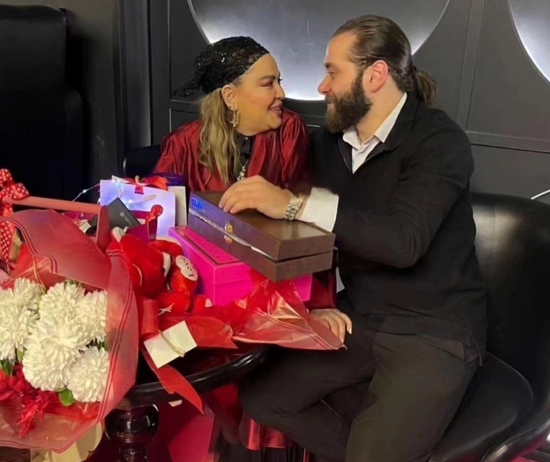 عکس | بهاره رهنما از همسر سومش رونمایی کرد عکس | بهاره رهنما از همسر سومش رونمایی کرد